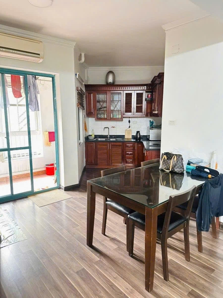 19.11.25.1 Bán căn hộ 4 PN 3WC sửa đẹp DT 142m2 giá cực rẻ chỉ 105 tỷ khu ĐT Mỹ Đình Sông Đà