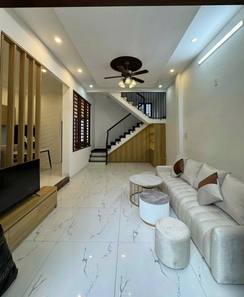 ♣ 2 mặt Kiệt thẳng thông Hoàng Diệu 55m2 3 tầng đúc 3PN sân thượng 4.x tỵ