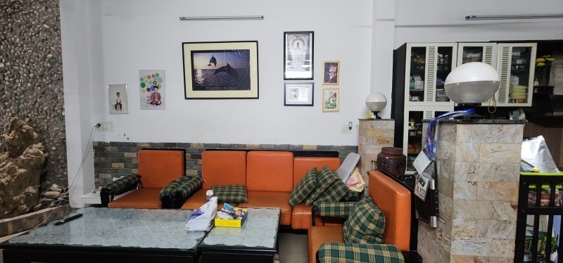 ♣ 2 MT Nguyễn Tất Thành Hải Châu 125m2 4 tầng cứng xịn sò 18.x nhỏ