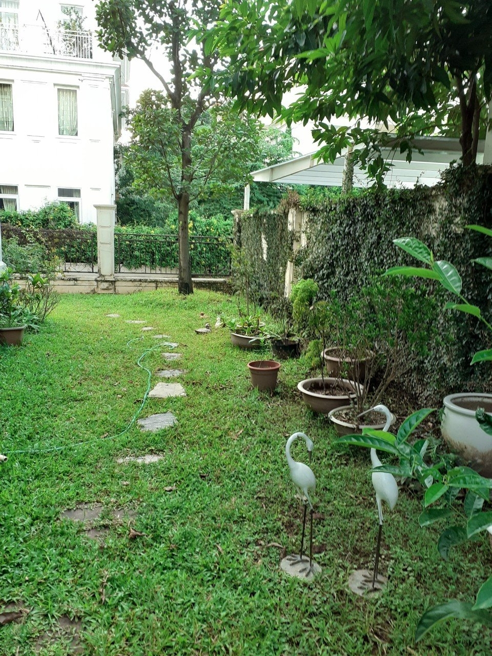 21.11.25.1 Cho thuê biệt thự Splendora rộng thênh thang có thể làm văn phòng kinh doanh xuất khẩu