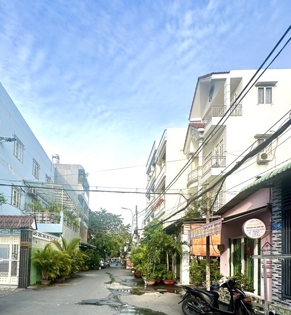 3 tầng 88m2 có 9 tỏi x Phạm Văn Chiêu Phường 9 Gò Vấp TP. Hồ Chí Minh.