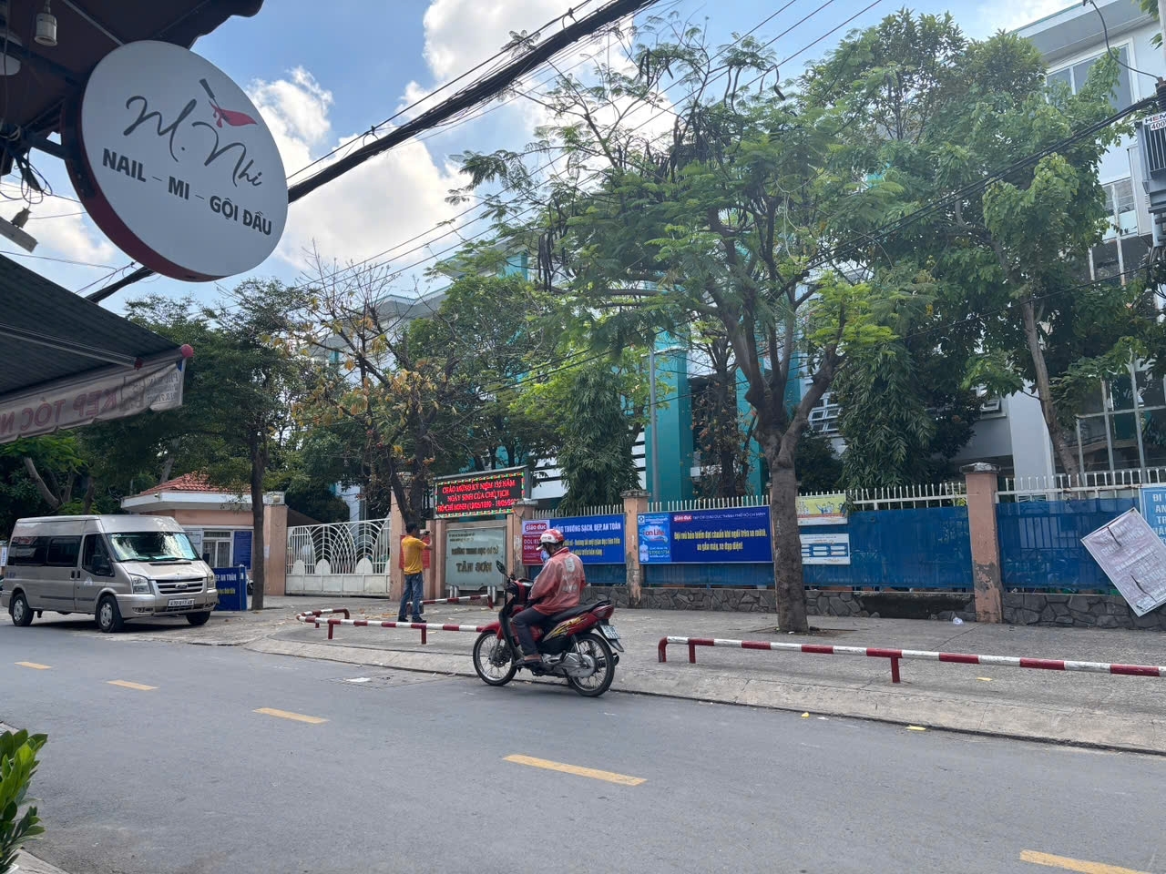 BÁN NHÀ GÒ VẤP HẺM XE HƠI THÔNG KINH DOANH 3T 4X13 GẦN EMART CHỈ 6.X TỶ