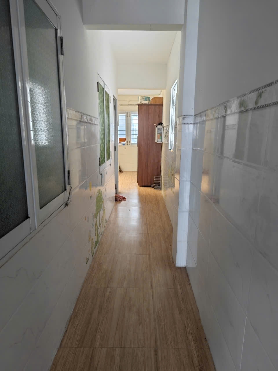 BÁ.N NHÀ MẶT TIỀN HƯƠNG ĐIỀN THUẬN TIỆN Ở VÀ KINH DOANH Diện tích: 815m2 Gi.á bá.n: 4 tỷ 700 Mọi