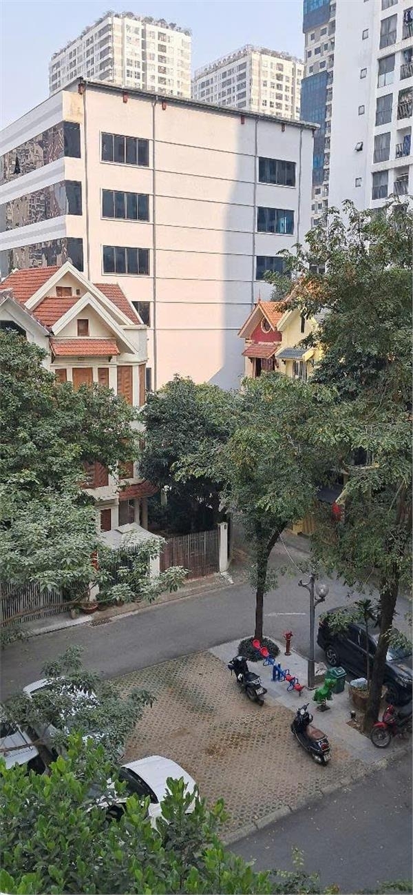 BÁN BIỆT THỰ  NGUYỄN HUY TƯỞNG 170Mx4T MT8M - CHỈ CÓ 18 CĂN- BẢO VỆ NGÀY ĐÊM