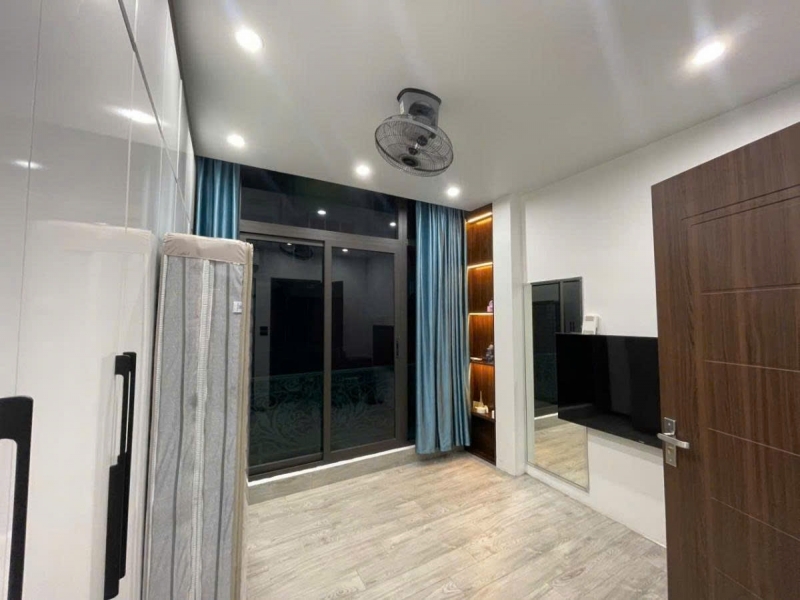 BÁN CĂN ĐỐNG ĐA 4 TẦNG 20M GẦN PHỐ - 2 MẶT NGÕ Ô TÔ - KINH DOANH - 40 RA MẶT PHỐ - NHÀ ĐẸP