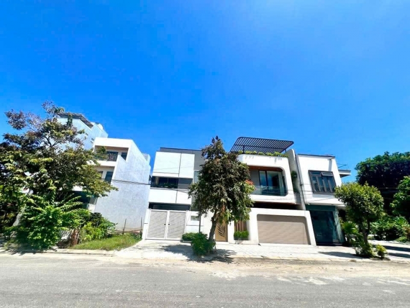 Bán  cặp đất đẹp xuất sắc đường D10 Hồ Tùng Mậu nối dài   đấu lưng đường Nguyễn Sinh Sắc trung tâm