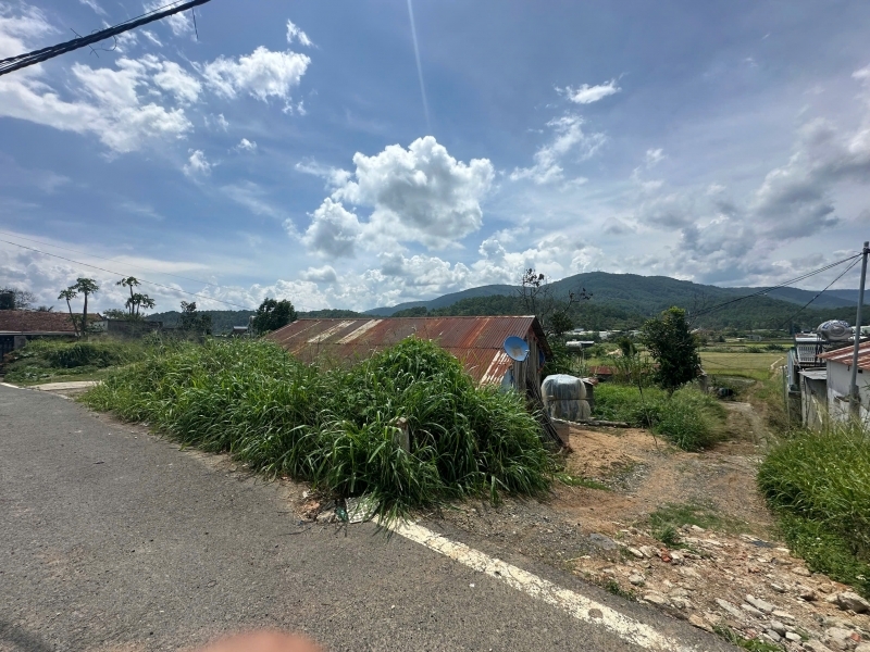 Bán đất 15 mẫu có 400m² thổ cư và 4 sào cao ráo tại Ka Đô Đơn Dương – Giá 9.8 tỷ