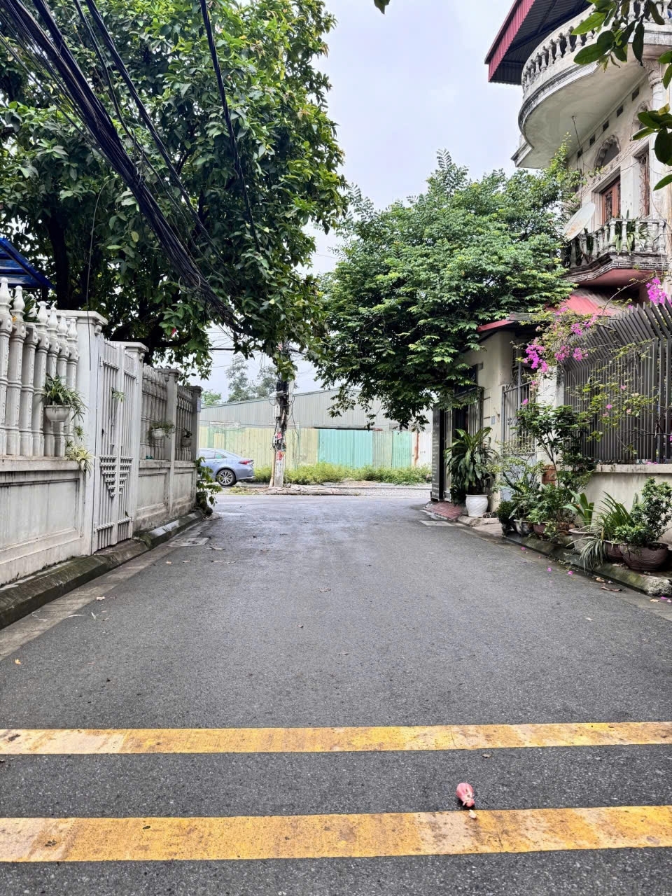 BÁN ĐẤT ĐỨC GIANG - LONG BIÊN - PHÂN LÔ Ô TÔ TRÁNH - NGÕ NÔNG RỘNG GẦN PHỐ.