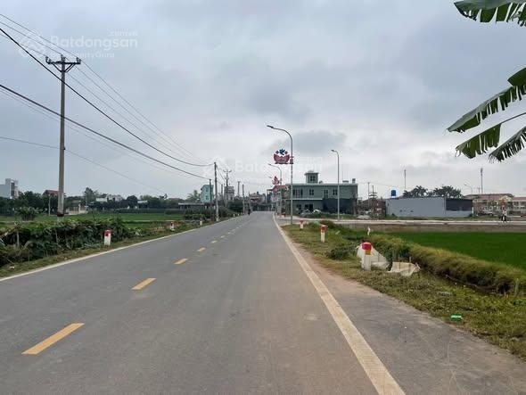 BÁN ĐẤT MẶT ĐƯỜNG TRỤC XÃ QUỲNH MỸ (NAY THUỘC QUỲNH PHỤ) VỊ TRÍ KINH DOANH TỐT