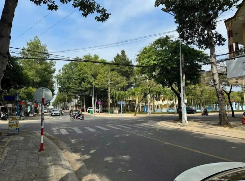 BÁN ĐẤT MẶT TIỀN ĐƯỜNG NGUYỄN VĂN LINH – PHƯỜNG PHƯỚC NGUYÊN TP BÀ RỊA (P. BÀ RỊA TP.HCM)