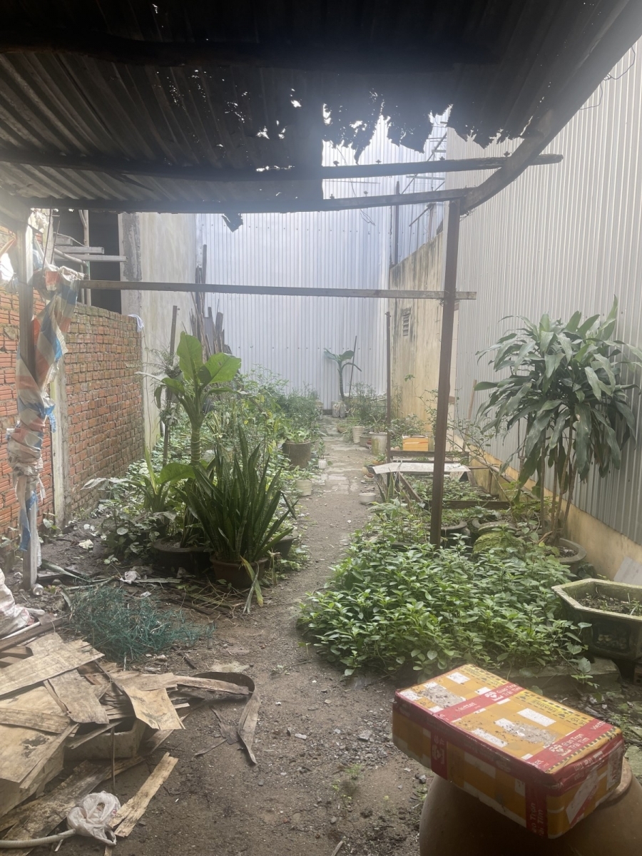 Bán đất mặt tiền Nguyễn Công Trứ 112m2 giá 155 tỷ