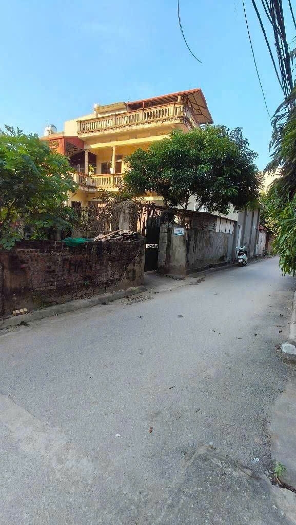 Bán đất Phúc Lợi chỉ 115tr/m ô tô đỗ gần 50m hàng hiếm trong khu vực sổ đẹp vuông vắn