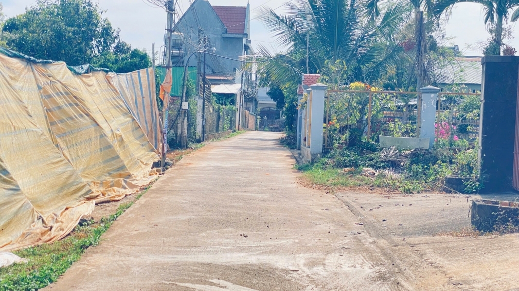 Bán đất sẵn nhà c4 hẻm ninh gia đức trọng cũ, lâm đồng