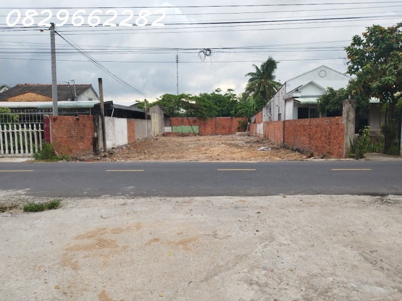 Bán Đất Thổ Cư Mặt Tiền Đường Lê Hồng Phong Sa Đéc. DT 430m2 Giá 5 Tỷ Sổ Hồng.
