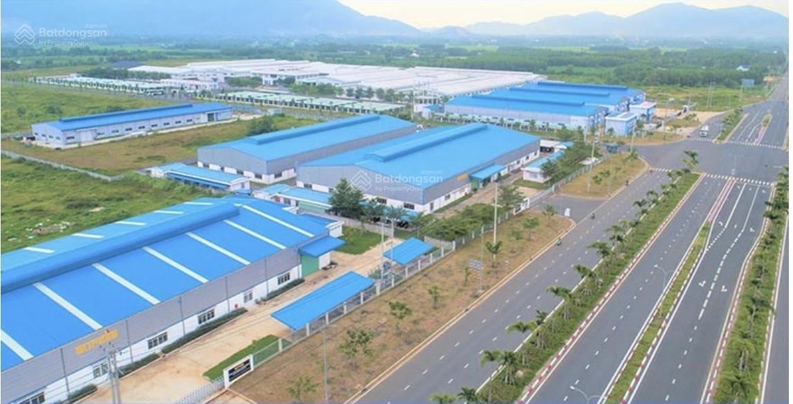 BÁN ĐẤT THỔ CƯ SẴN SỔ MẶT TIỀN OTO TRÁNH GẦN KCN CHÂU ĐỨC