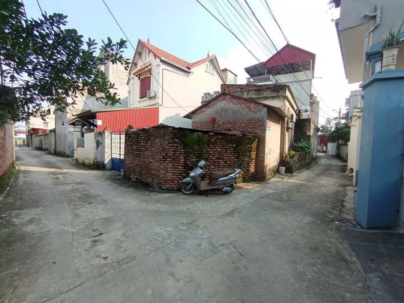 Bán đất Thuận Thành Bắc Ninh. 100m2 * mt 6m * 26 tỷ. ô tô vào đất gần phố.