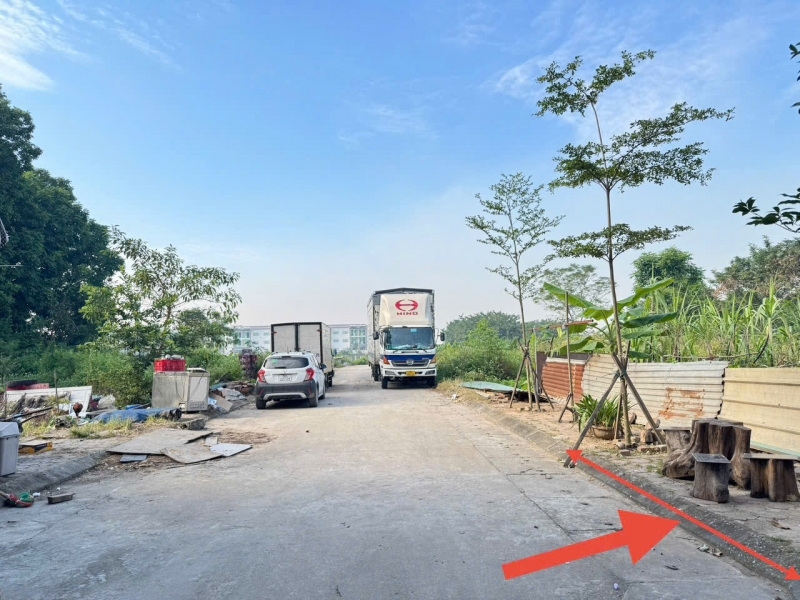 Bán đất tổ 3 Quang Minh Mê Linh HN. Đường rộng 7m có vỉa hè. Nằm sát đường Quang Minh