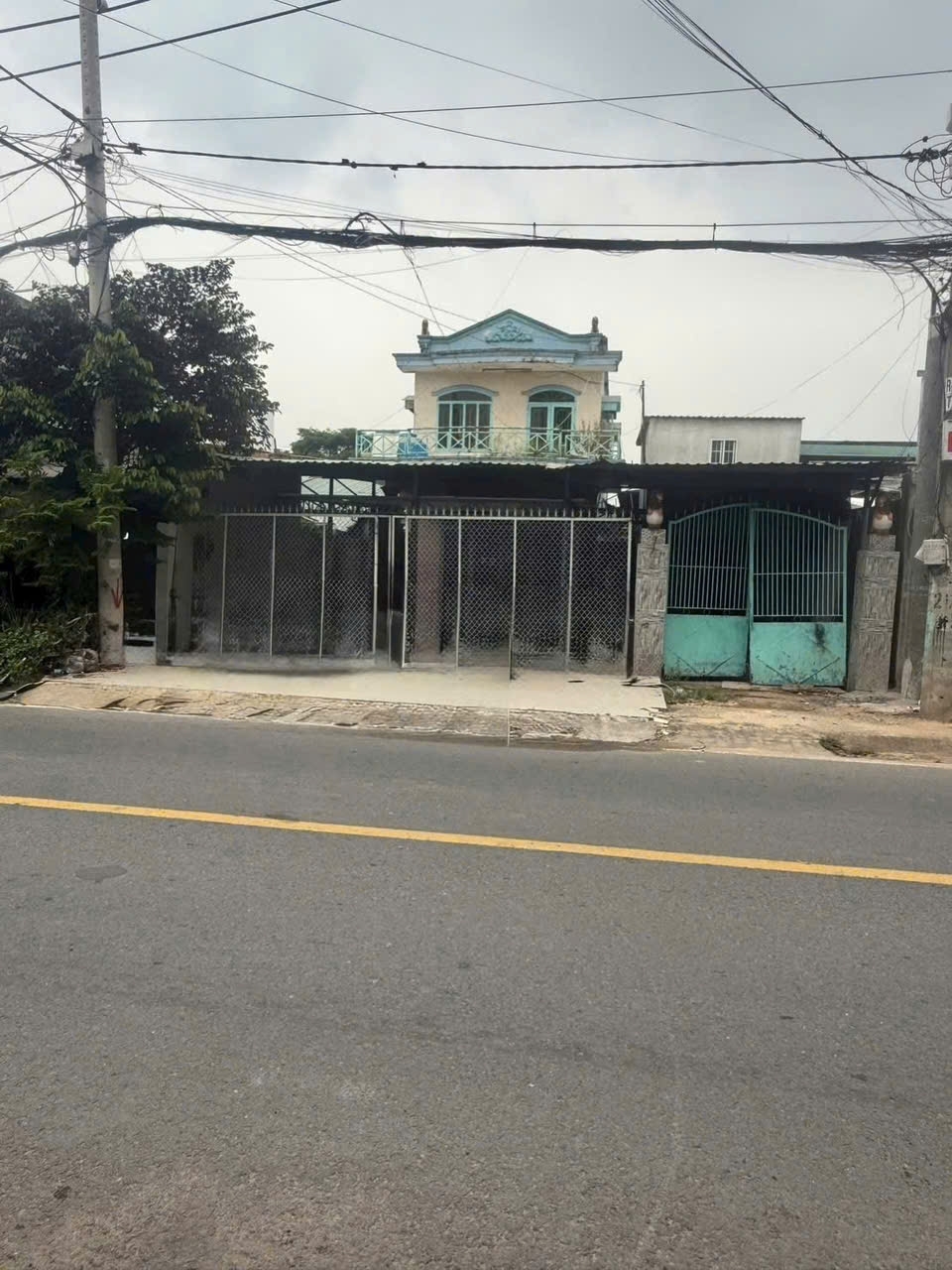 BÁN GẤP 2 CĂN NHÀ LIỀN KỀ MT NGUYỄN THỊ NUÔI TÂN THỚI NHÌ HÓC MÔN 13 TỶ TL NHẸ‼️