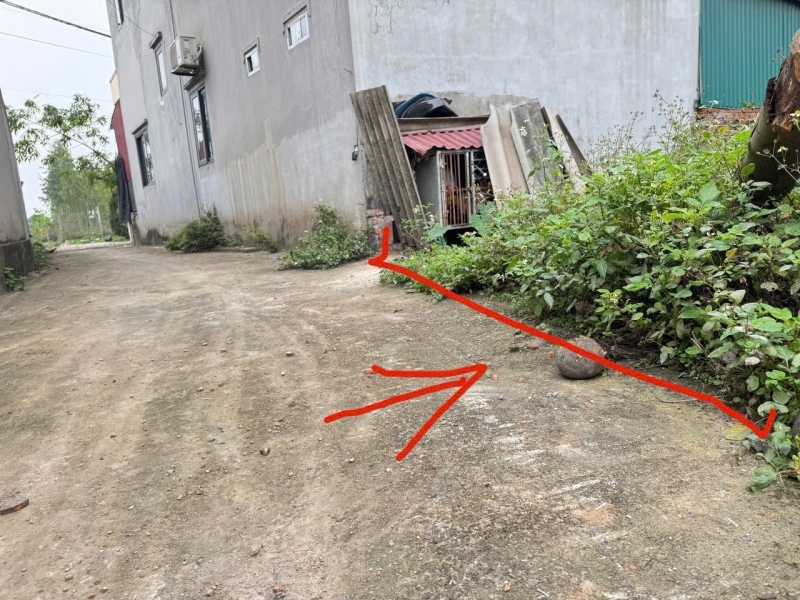 Bán gấp 45m đất thôn Bạch Đa Kim Hoa đường rộng oto đỗ. Cách 1 nhà ra trục chính