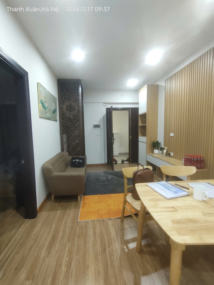 Bán gấp giá rẻ căn hộ Phạm Ngọc Thạch 48m tầng 4 mặt tiền 4m 2.35 tỷ Đống Đa.