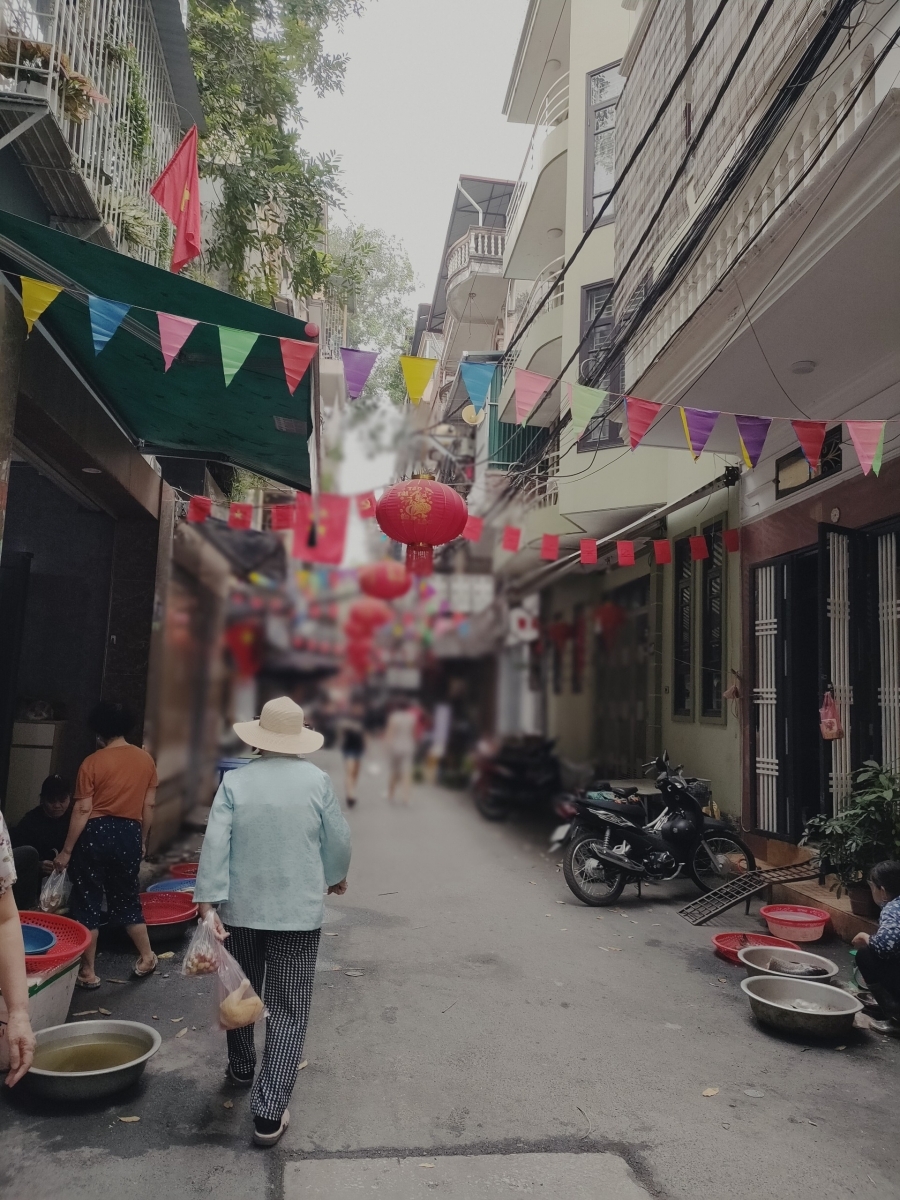 Bán gấp giá rẻ căn hộ Tôn Thất Tùng 38m tầng 1 mặt tiền 6m 1.8 Tỷ Đống Đa.