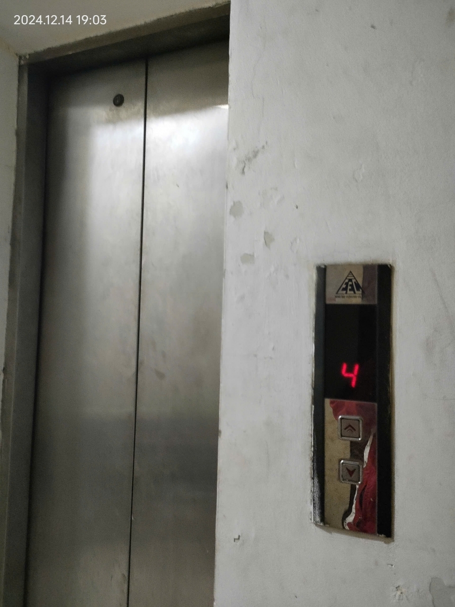 Bán gấp giá rẻ chung cư Mai Hương 60m Tầng 5 mặt tiền 4m 2.65 tỷ Bạch Mai Hai Bà Trưng.