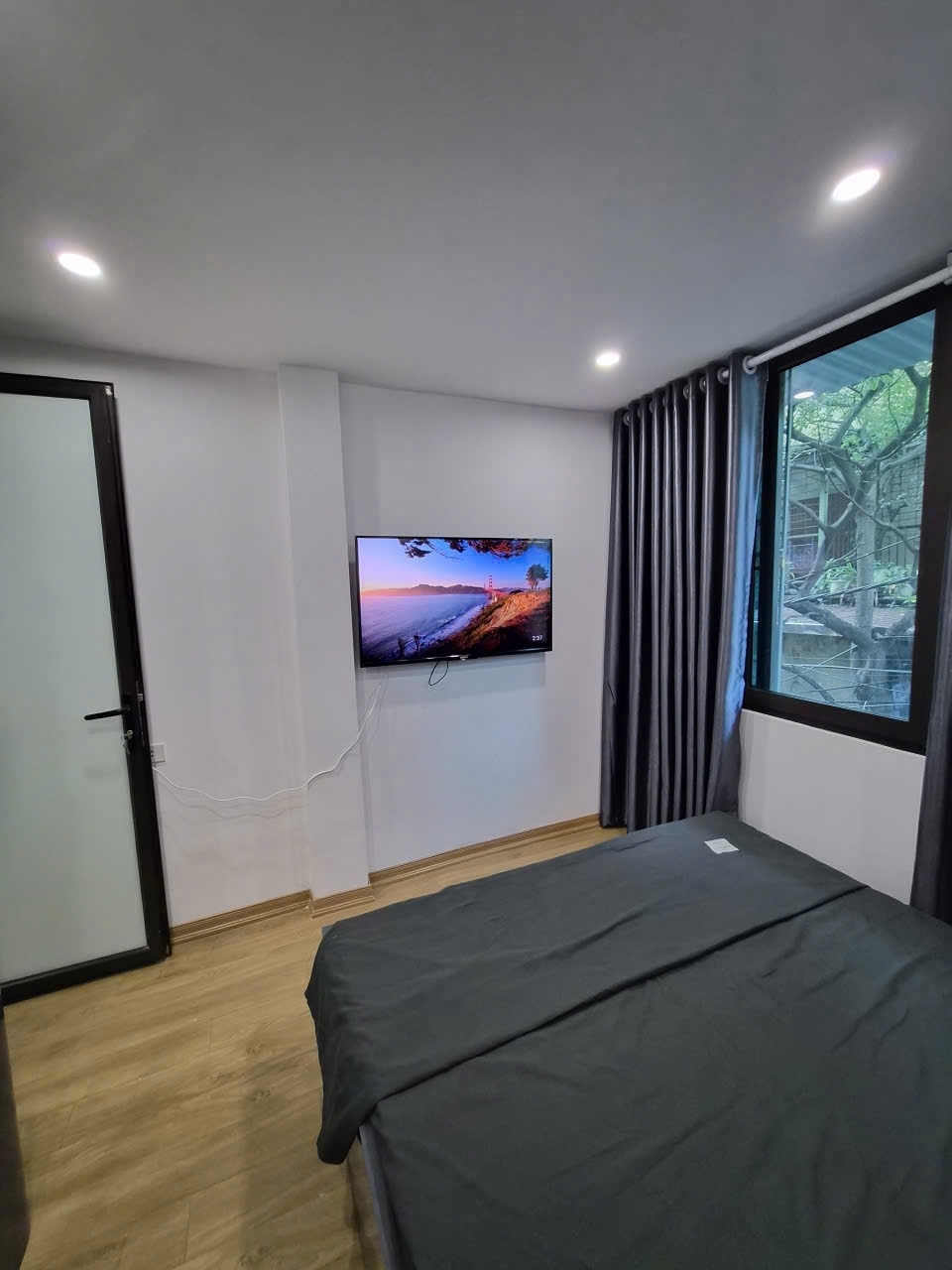 Bán gấp giá rẻ chung cư Sơn Tây 50m tầng 2 mặt tiền 4m 2.4 tỷ Ba Đình.