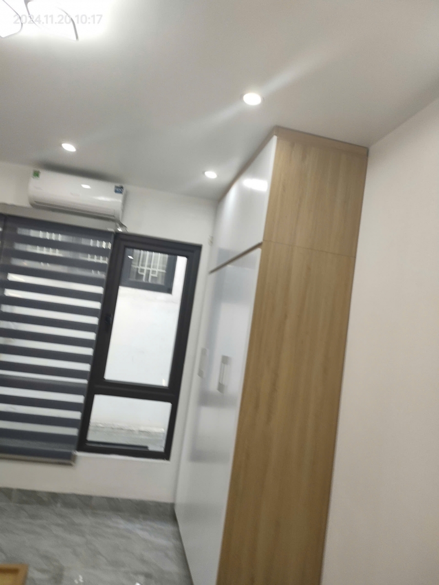 Bán gấp giá rẻ chung cư Sơn Tây 50m tầng 2 mặt tiền 4m 2.4 tỷ Ba Đình.