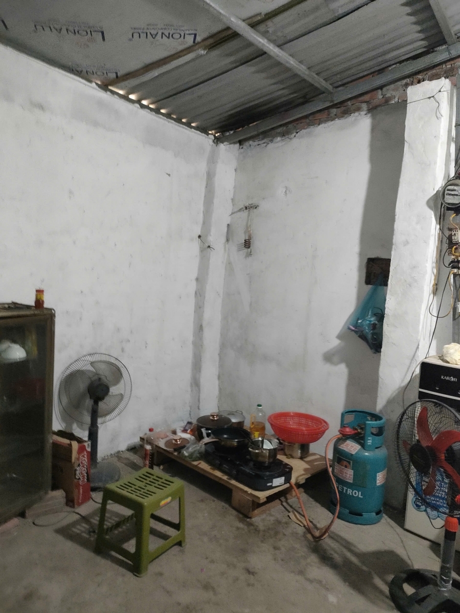 Bán gấp giá rẻ Giải Phóng 63m cấp 4 mặt tiền 4m 940 triệu Hoàng Mai.