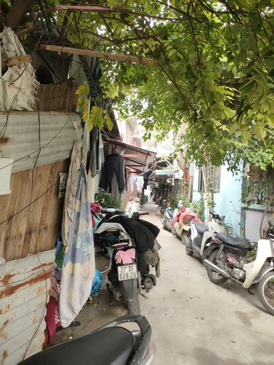 Bán gấp giá rẻ Giải Phóng 70m cấp 4 mặt tiền 4.5m 1 tỷ Hoàng Mai.