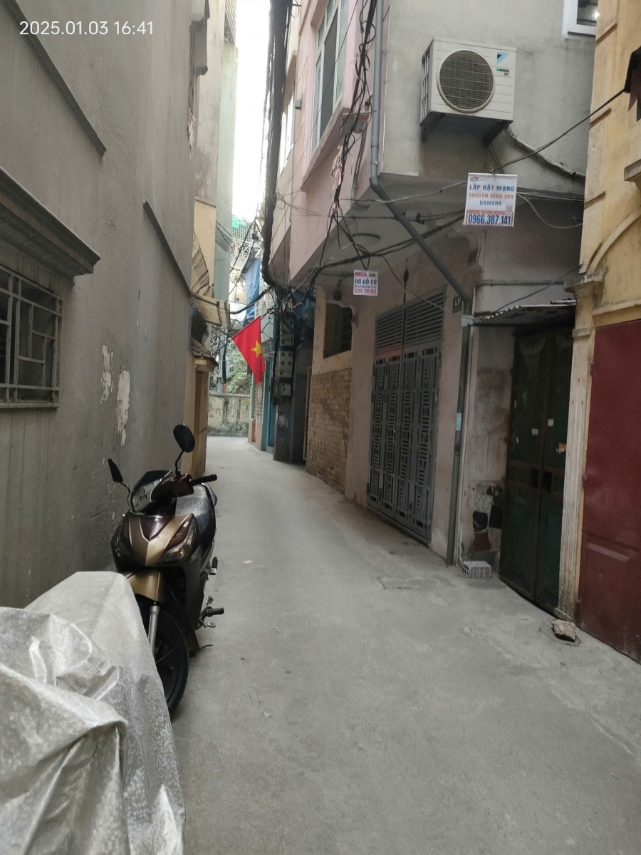 Bán gấp giá rẻ Nguyễn Văn Linh 75m 3 tầng mặt tiền 6m 7.8 tỷ Long Biên.