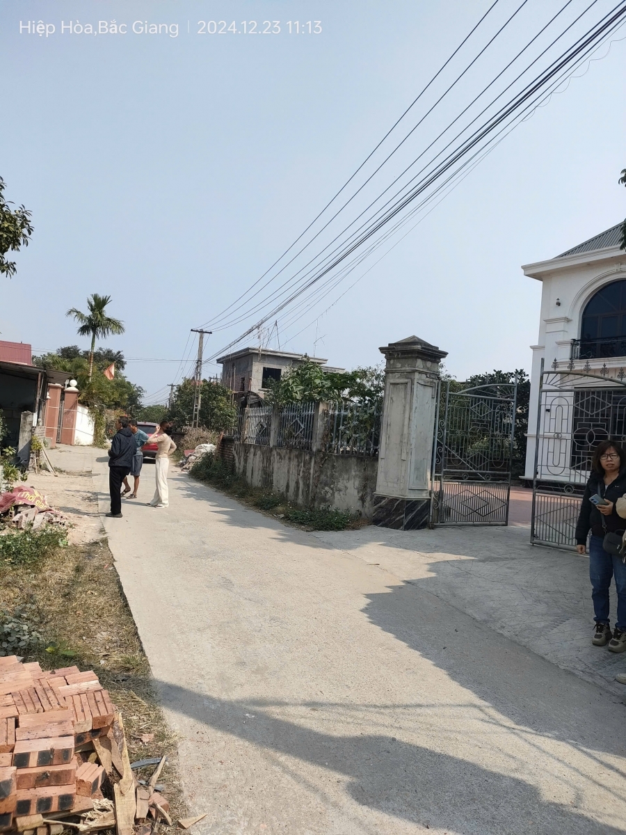 Bán gấp giá rẻ nhà Chương Dương 767m cấp 4 mặt tiền 14m 2.5 tỷ Thường Tín.