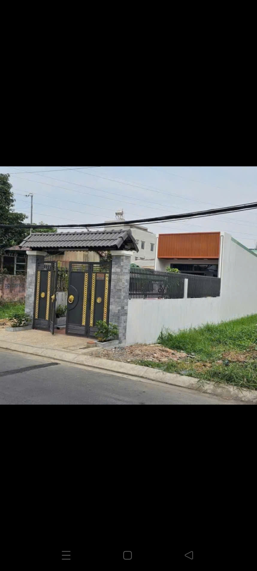 Bán gấp nhà cấp 4 kiêng cố có thể xây thêm 2 lầu chỉ 51 tỷ tới 102 m2  thổ cư 53m2 mặt tiền hẻm 442