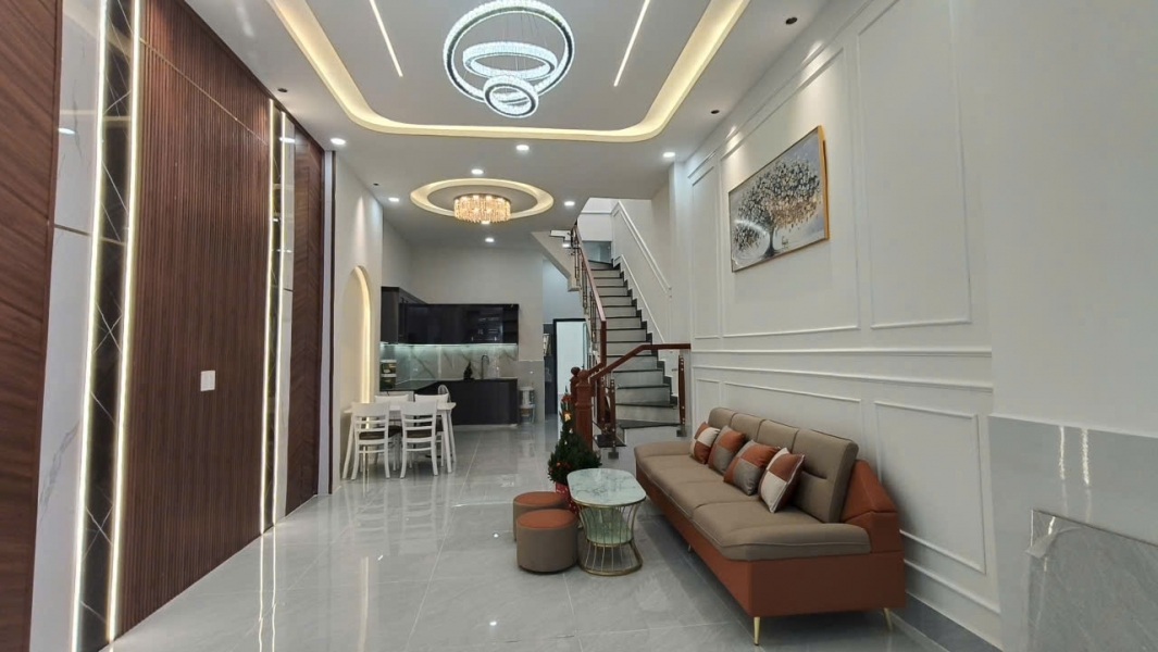 Bán Gấp nhà Đ số 8 -5 phút qua Aeon Tân Phú  hẻm 6m ô tô đậu cửa 66m2 -2 Tầng 5 tỷ 7