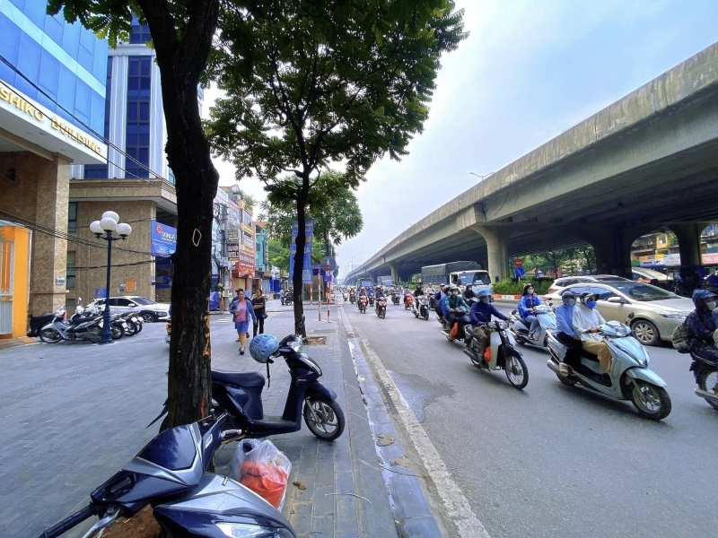 BÁN GẤP NHÀ MẶT PHỐ KHUẤT DUY TIẾN THANH XUÂN VỈA HÈ KINH DOANH 6 TẦNG THÔNG SÀN 19.X TỶ