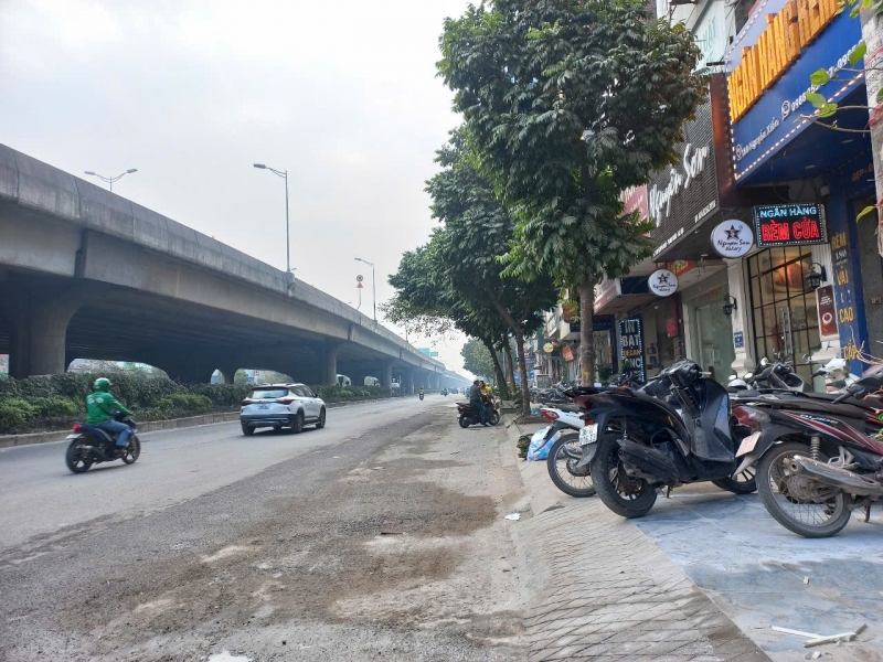 BÁN GẤP NHÀ MẶT PHỐ THANH XUÂN 7 TẦNG THANG MAY VỈA HÈ 5M KINH DOANH ĐA DANG 29.X TỶ