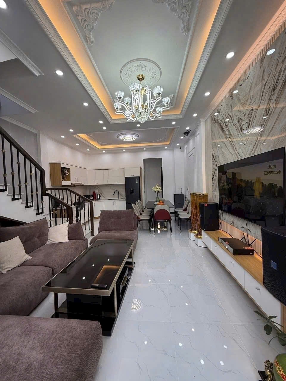 BÁN GẤP NHÀ MẶT TIỀN NGÔ THÌ NHẬM P.XUÂN HƯƠNG - ĐÀ LẠT GIÁ 7.3 TỶ