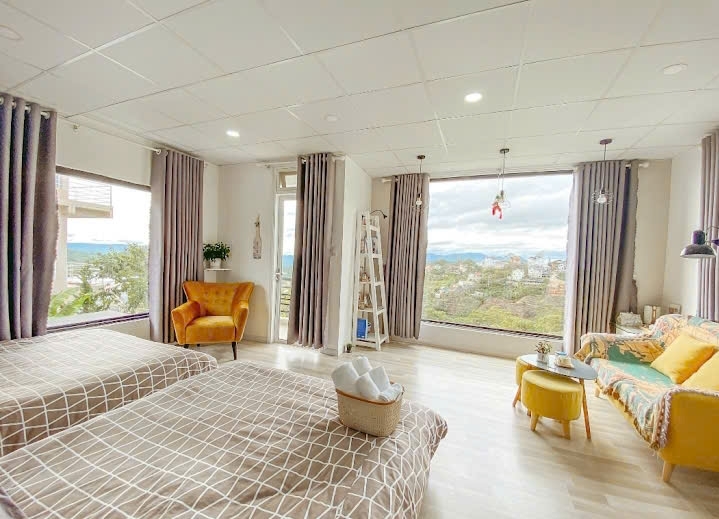 Bán Gấp Nhà View Đẹp Đang Kinh Doanh Homestay Đường Hoàng Hoa Thám P. Xuân Hương – Đà Lạt 293m2