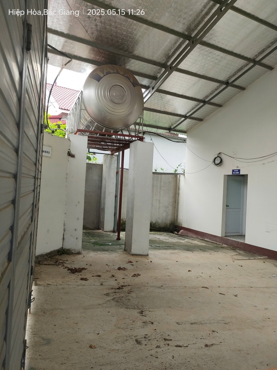 Bán gấp nhà xưởng Nguyễn Văn Giáp 300m mặt tiền 10m 3.6 tỷ Mỹ Đình.