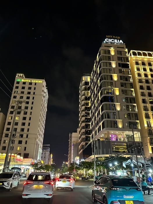 BÁN LÔ ĐẤT 2 MẶT TIỀN ĐƯỜNG MỸ KHÊ 5 CÁCH NGUYỄN VĂN THOẠI CHỈ VÀI BƯỚC CHÂN