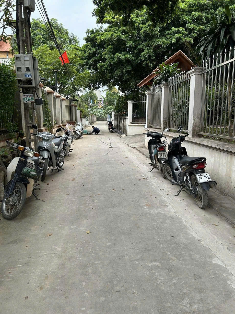 BÁN LÔ ĐẤT ĐẸP - GIÁ TỐT - Vị trí đẹp tại Vân Nam sát Đan Phượng - Gần trung tâm chợ Bãi