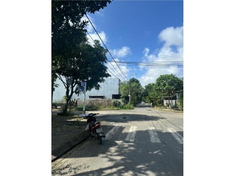 Bán lô đất đường HỒ TỴ -Hoà Xuân- Cẩm Lệ gần đường lớn Phạm Hùng .Giá 4ty850 LH 0942992361