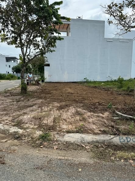 BÁN LÔ GÓC 2 MẶT TIỀN – KHU DÂN CƯ LAN ANH 1 HÒA LONG TP. BÀ RỊA