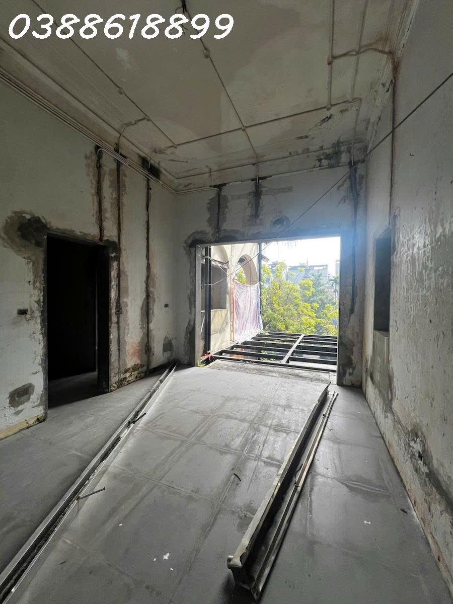 BÁN MẶT PHỐ TRƯƠNG CÔNG GIAI - DT 140 M -  MT 105M - ĐẦU TƯ XÂY TOÀ VP KD