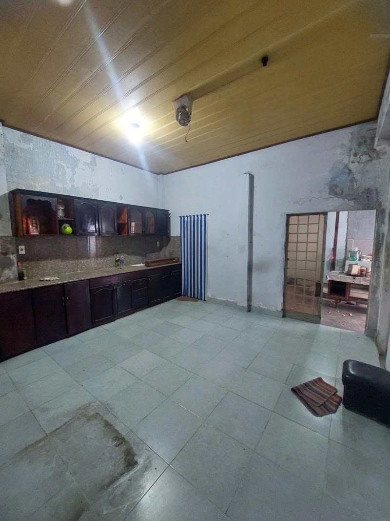 Bán nhà  1 đời Chủ HXH Thống Nhất - gần Quang Trung 102x22m Cấp 4 - tiện xây 175 tỷ.