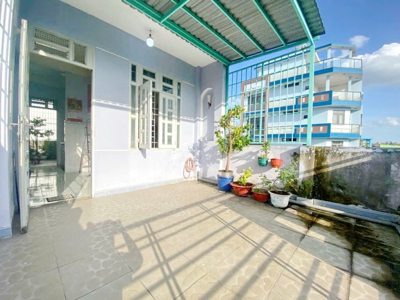 Bán nhà 2 lầu mặt tiền đường 12m KDC Bùi Minh Trực P.5 Quận 8