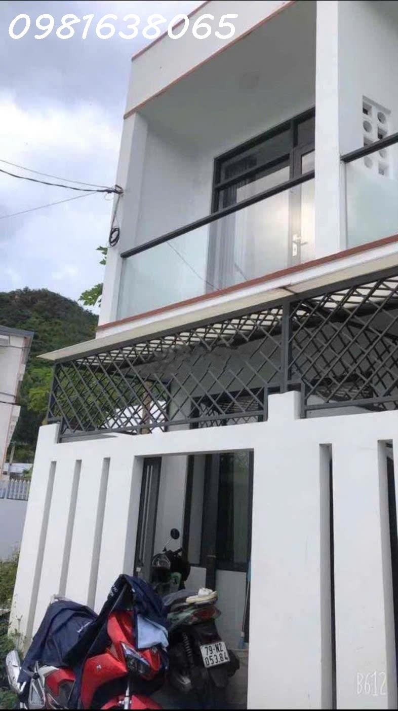 Bán Nhà 2 Tầng – Hẻm Ô Tô Ngô Đến Ngọc Hiệp Nha Trang – Nhà Đẹp Ở Ngay