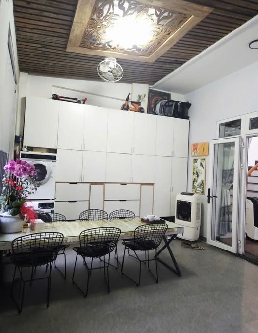 BÁN NHÀ 2 TẦNG LÔ GÓC 2 MT PHAN THÚC DUYỆN GẦN BIỂN MỸ KHÊ