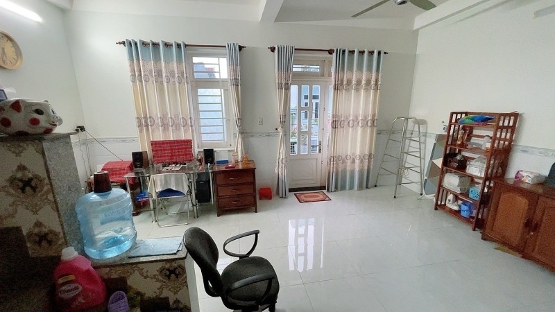 Bán nhà 3 tầng 89m² 7.9 tỷ Q.9 đường Đình Phong Phú