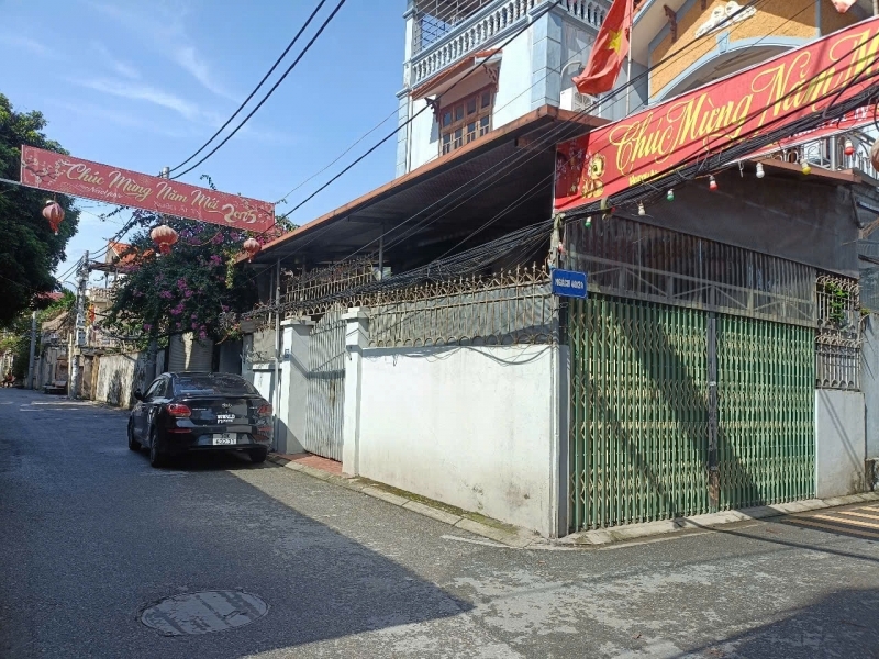 BÁN NHÀ 3 TẦNG CỔ BI 34 M2 GIÁ CHỈ 4.35 TỶ LH 0985865658